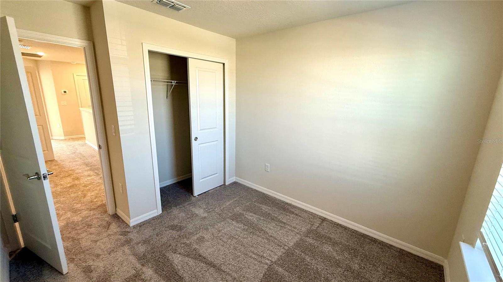 PARKSIDE TRAILS - Residential Lease