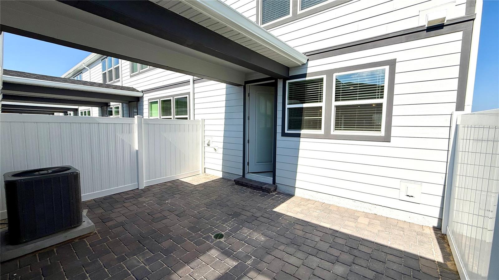 PARKSIDE TRAILS - Residential Lease