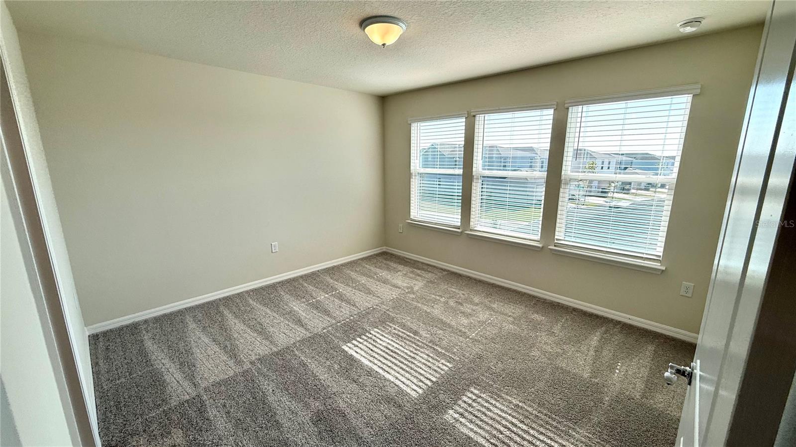 PARKSIDE TRAILS - Residential Lease