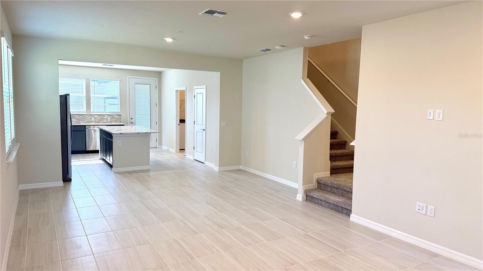 PARKSIDE TRAILS - Residential Lease