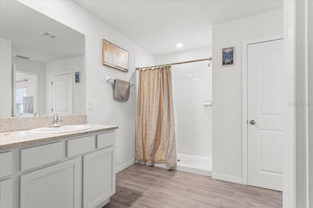 OAKS PRESERVE PH 1 PB 37 PG 66 - Residential