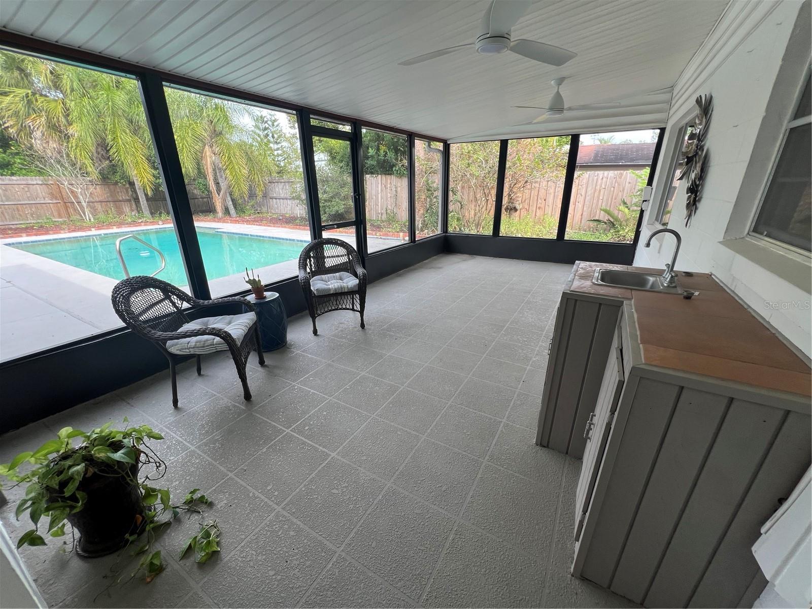 GARDEN LAKE ESTATES UNIT 1 - Residential Lease