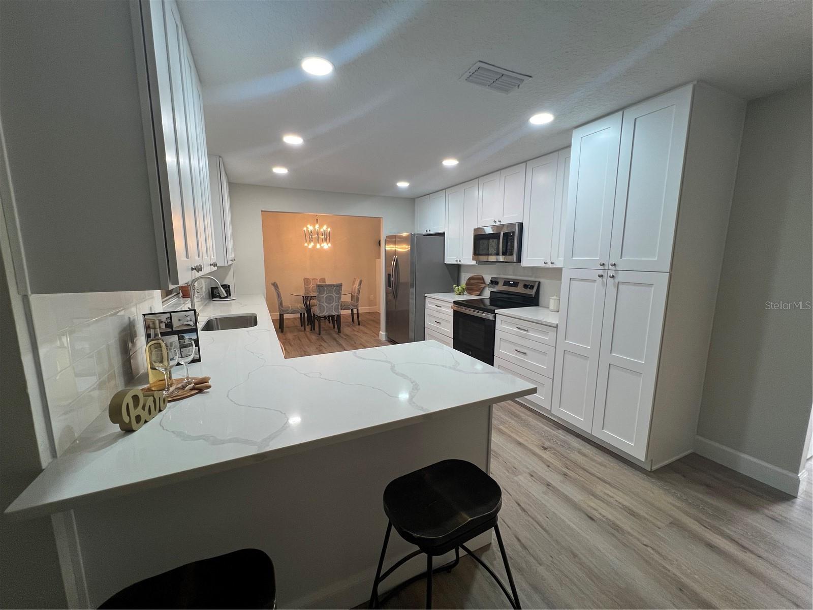 GARDEN LAKE ESTATES UNIT 1 - Residential Lease