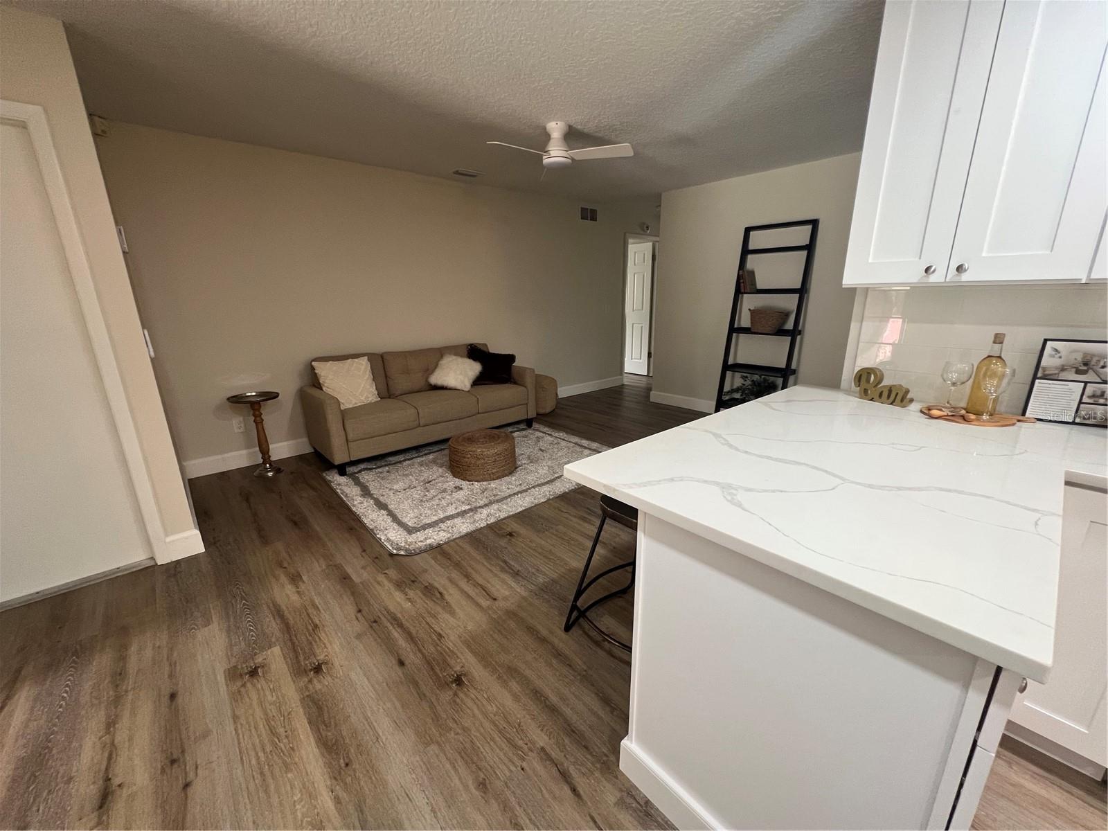 GARDEN LAKE ESTATES UNIT 1 - Residential Lease