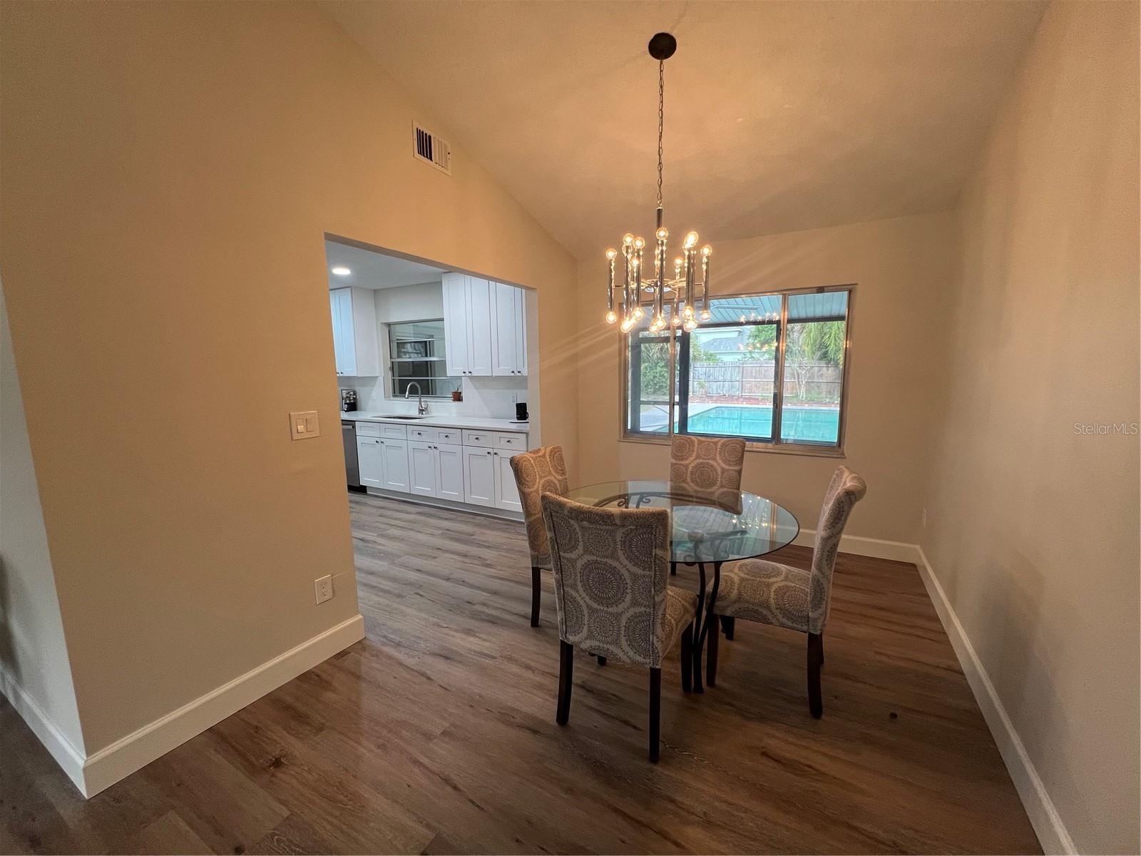 GARDEN LAKE ESTATES UNIT 1 - Residential Lease