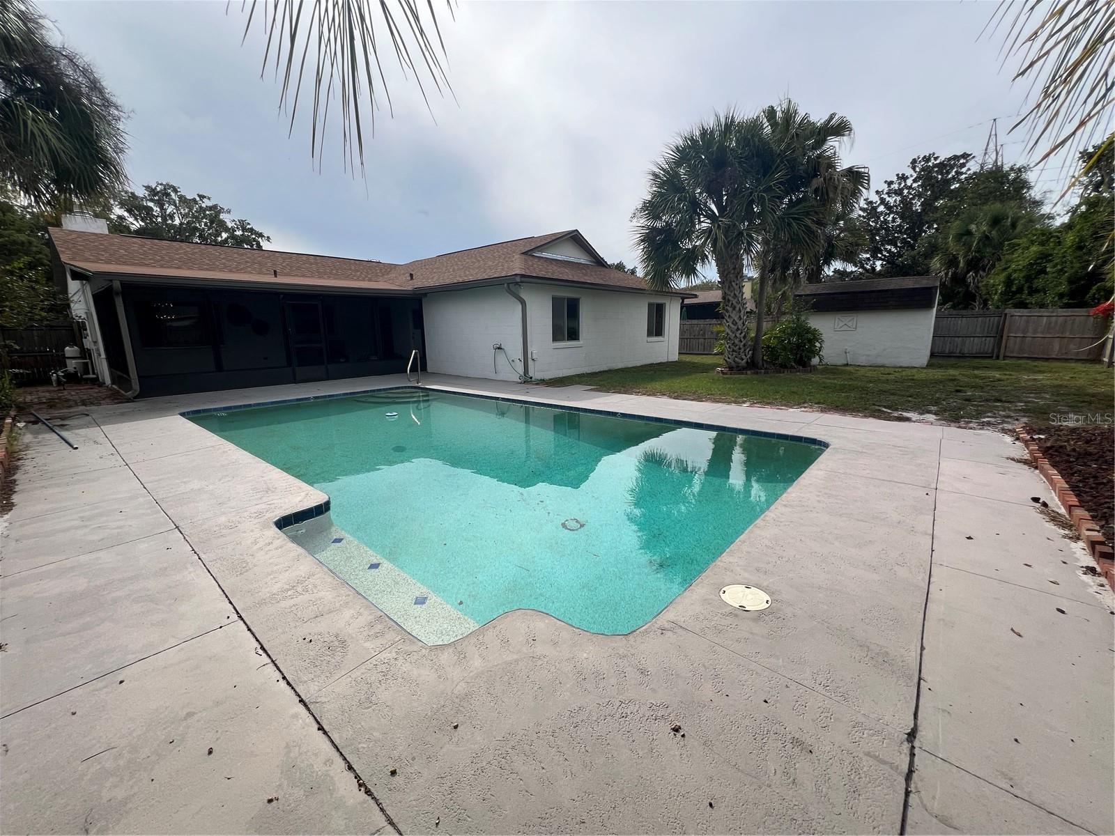 GARDEN LAKE ESTATES UNIT 1 - Residential Lease