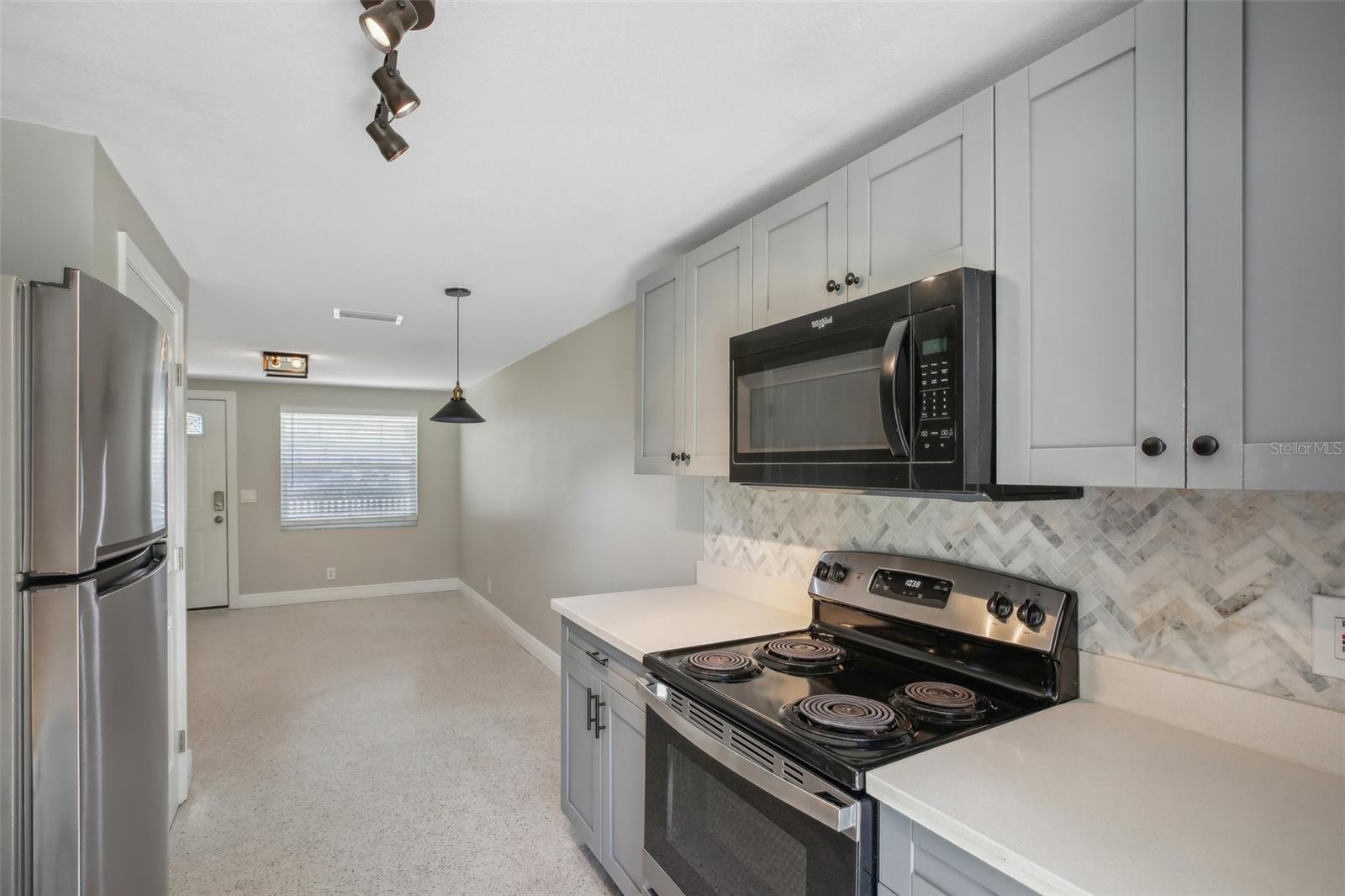 DAVIS TERRACE - Residential Income