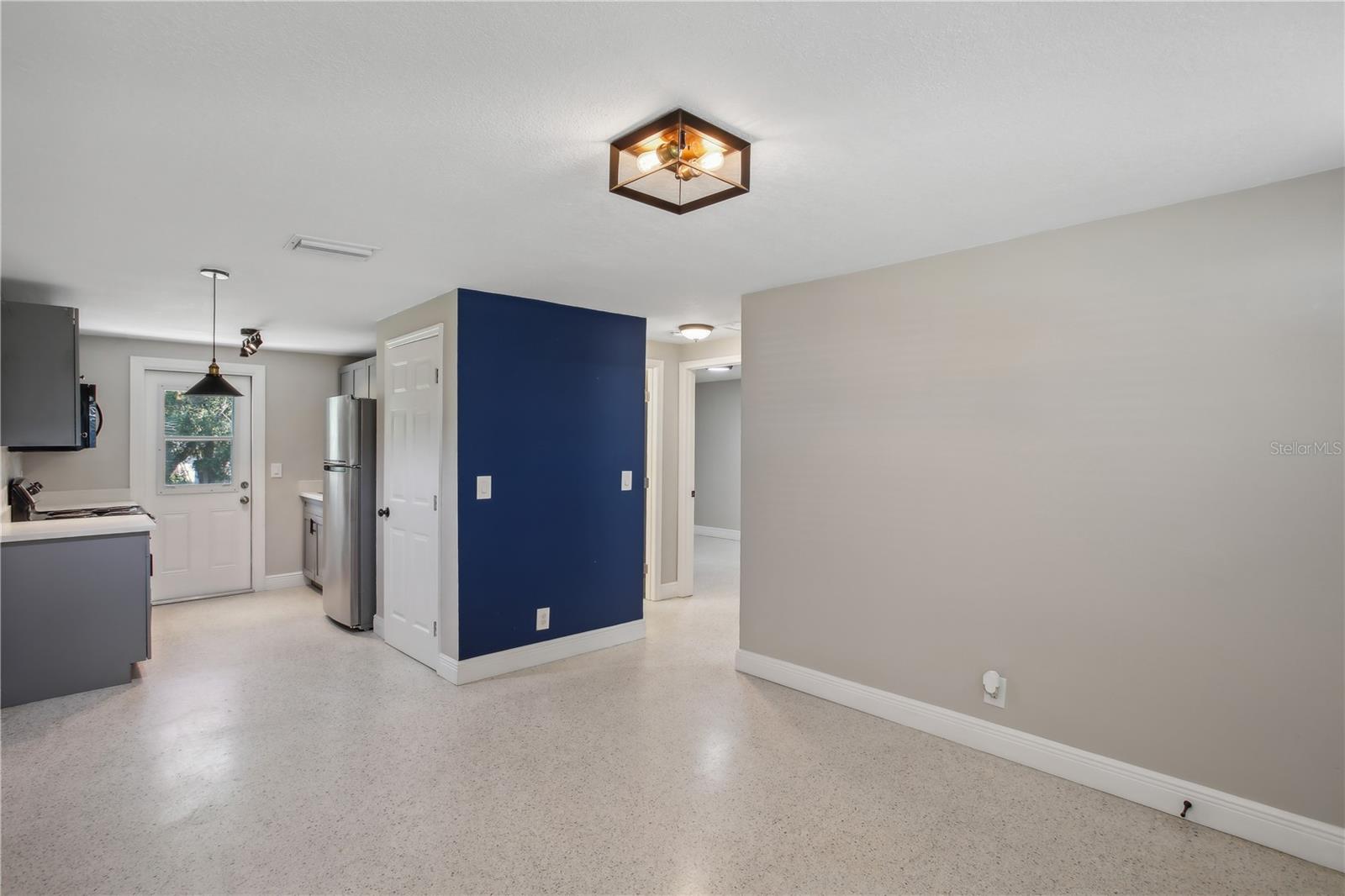 DAVIS TERRACE - Residential Income