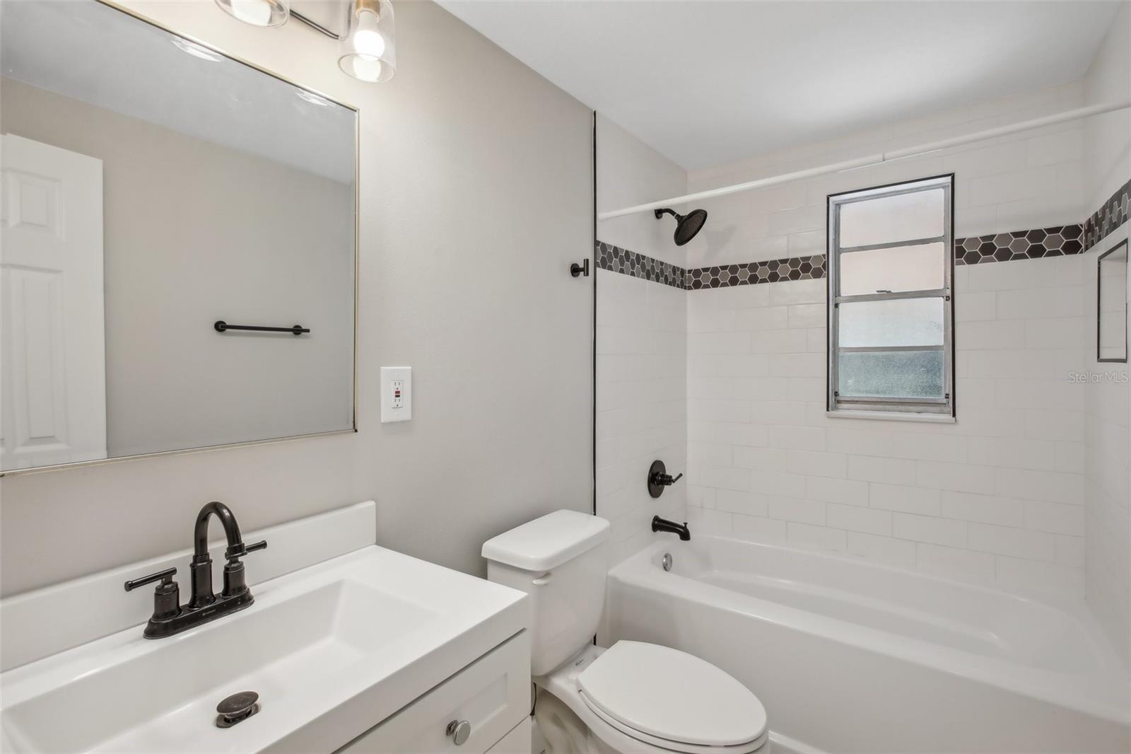DAVIS TERRACE - Residential Income