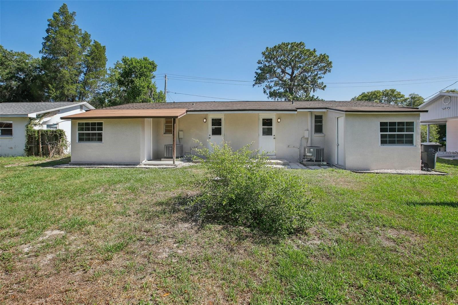 8703 NAVAJO AVENUE