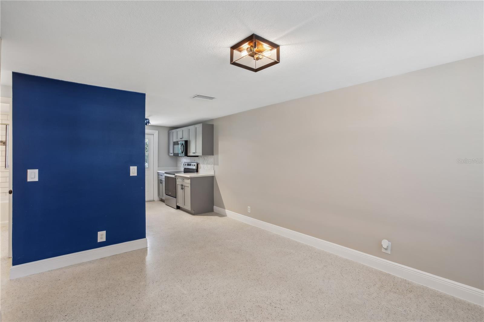DAVIS TERRACE - Residential Income