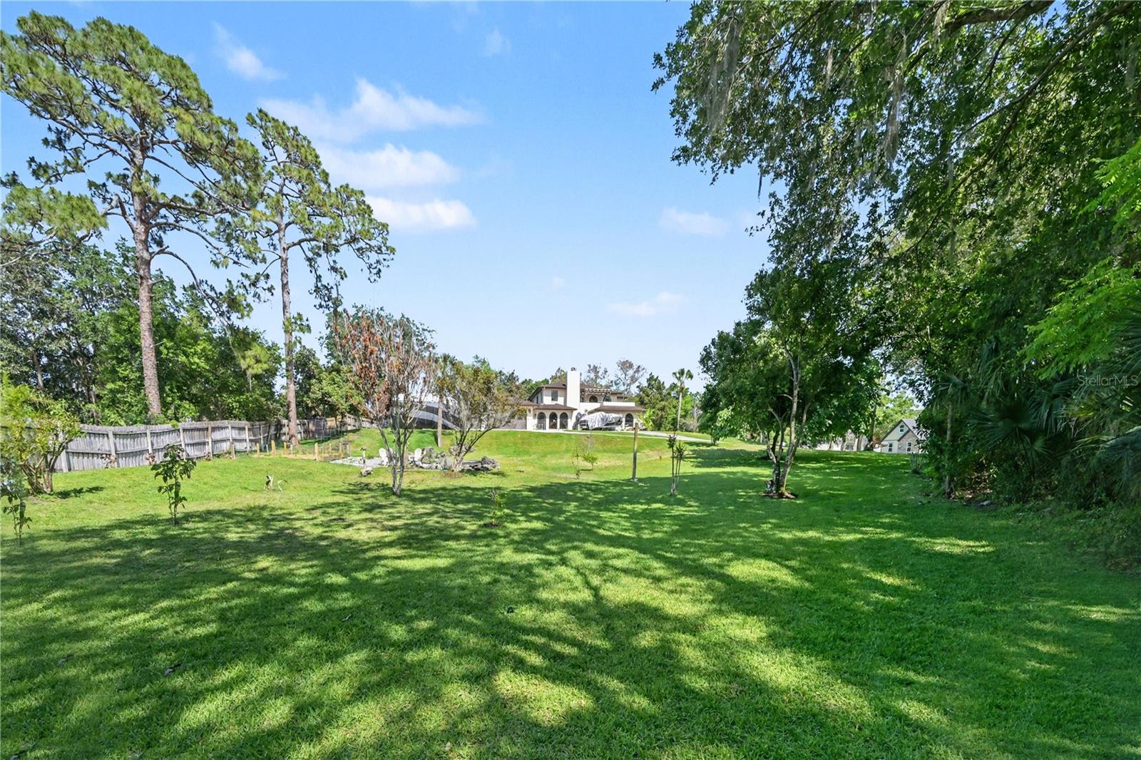 HIDDEN HILLS LOT 7 - Residential