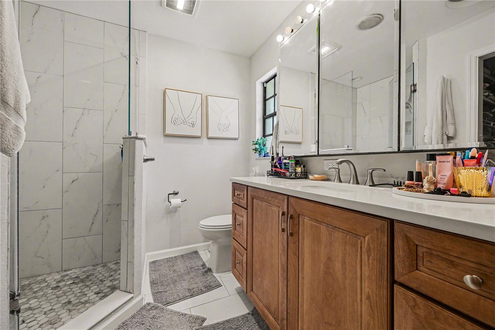 HIDDEN HILLS LOT 7 - Residential