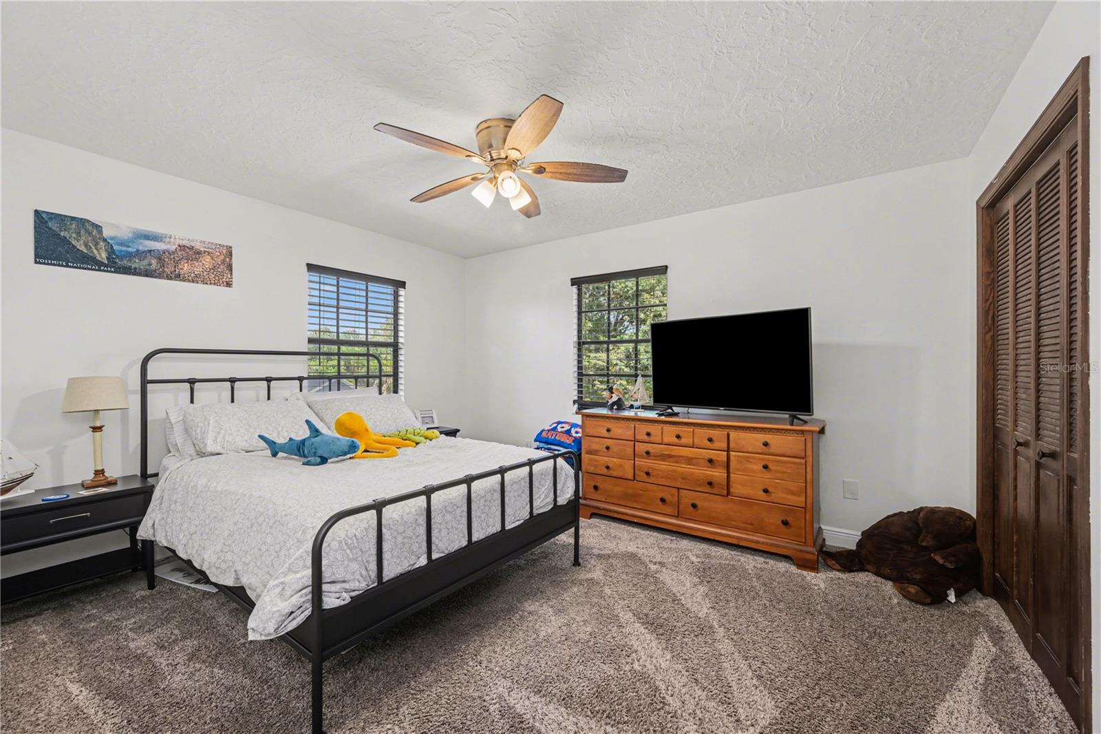 HIDDEN HILLS LOT 7 - Residential