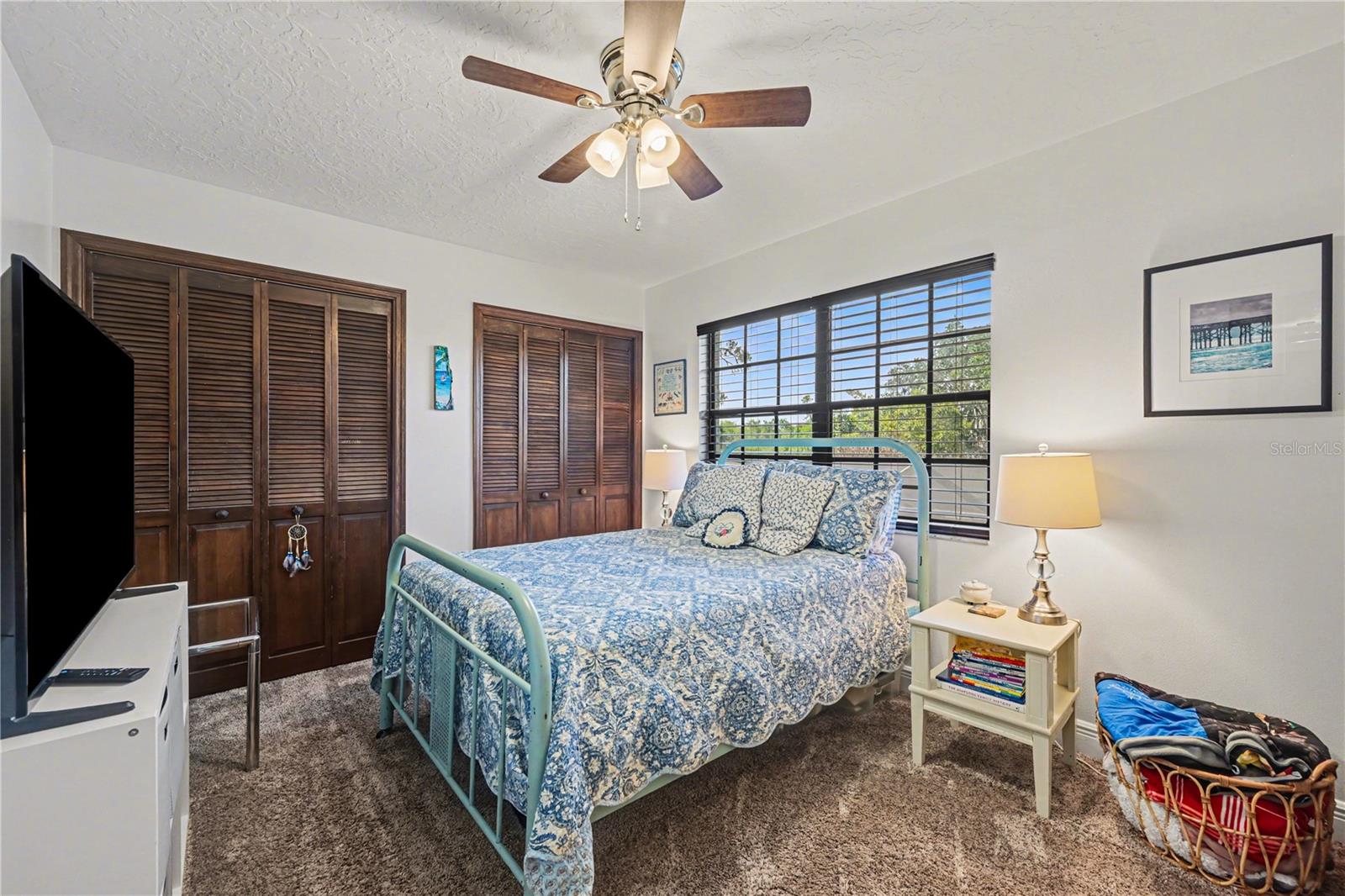 HIDDEN HILLS LOT 7 - Residential