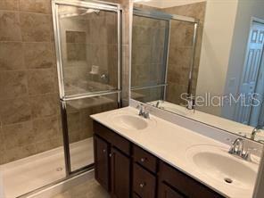 GRAN PARADISO TWNHMS 1B - Residential Lease