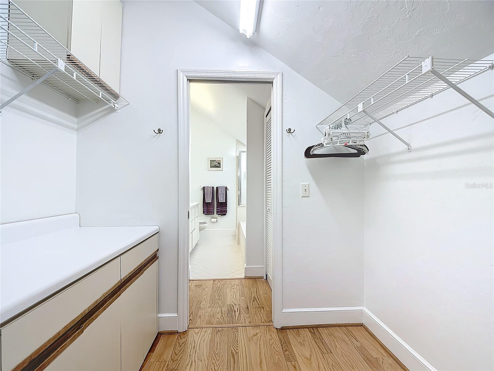 ACREAGE & UNREC - Residential