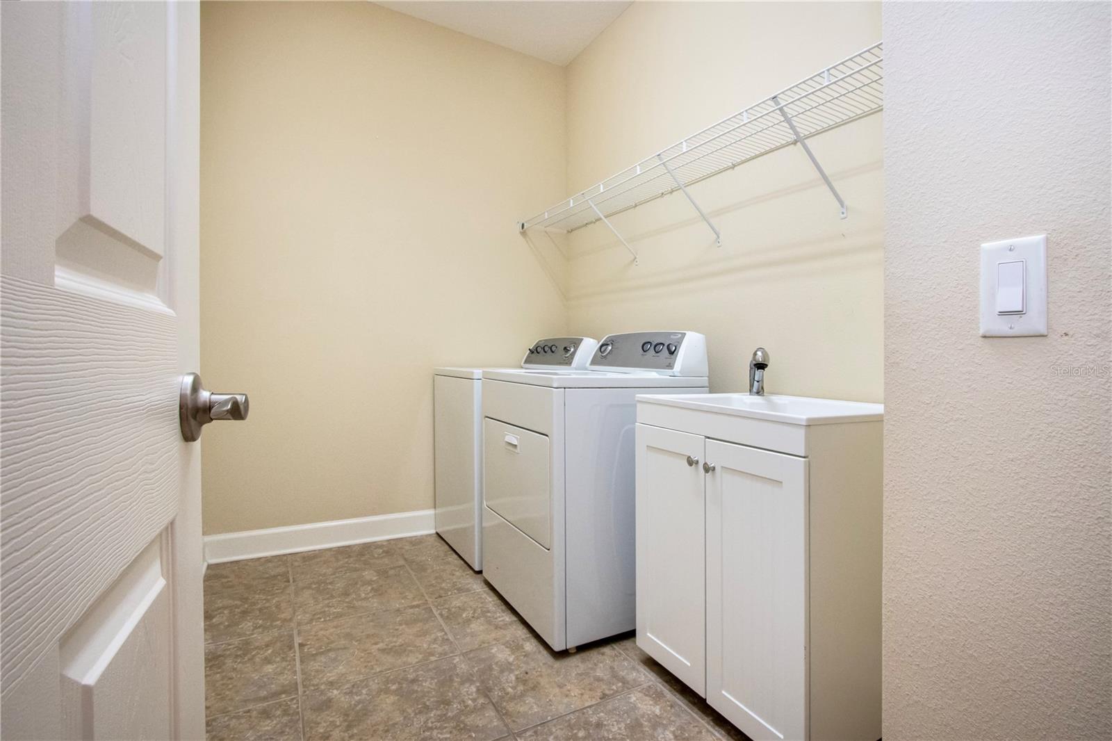 VERONA RESERVE - Residential