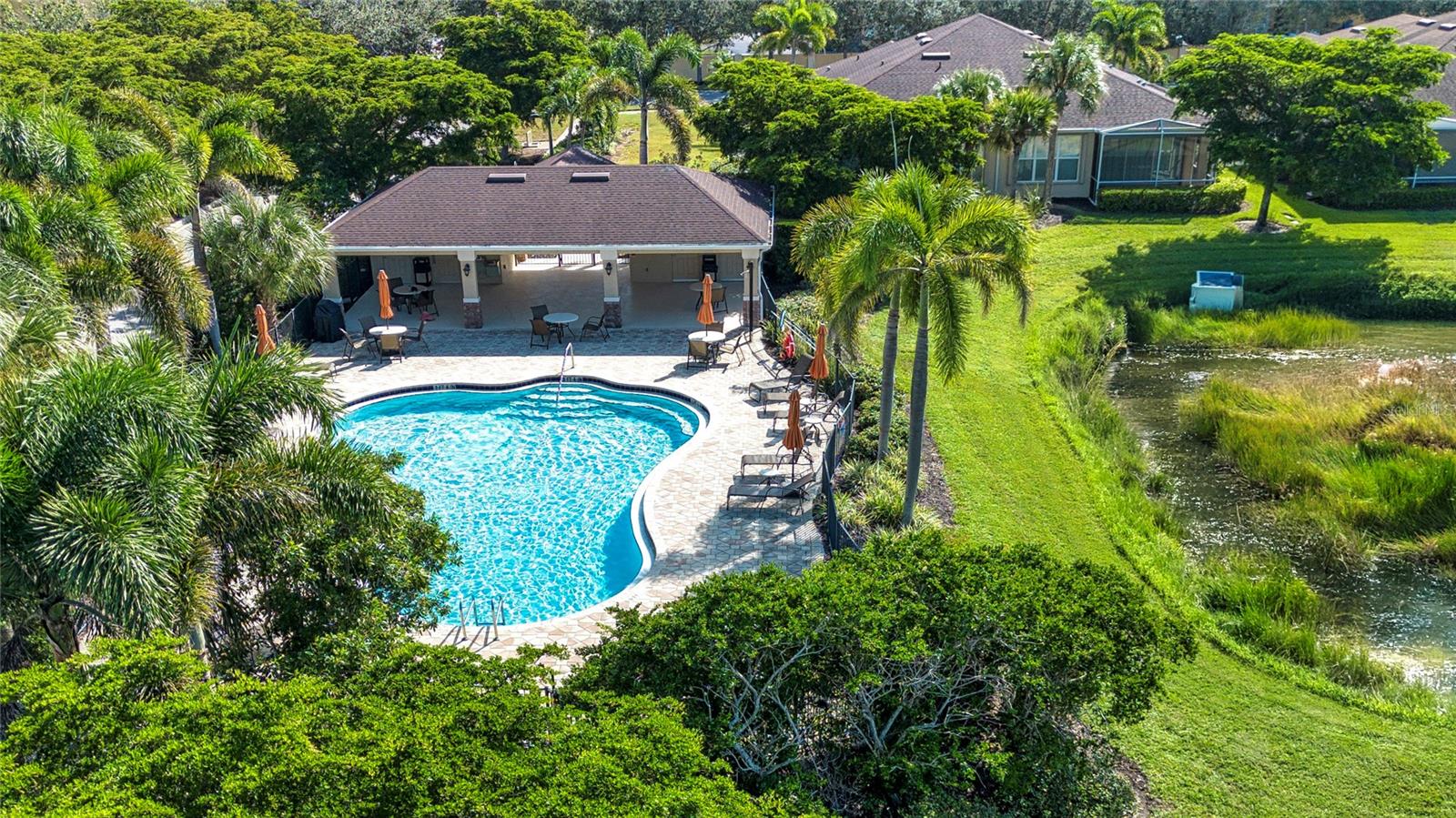 VERONA RESERVE - Residential