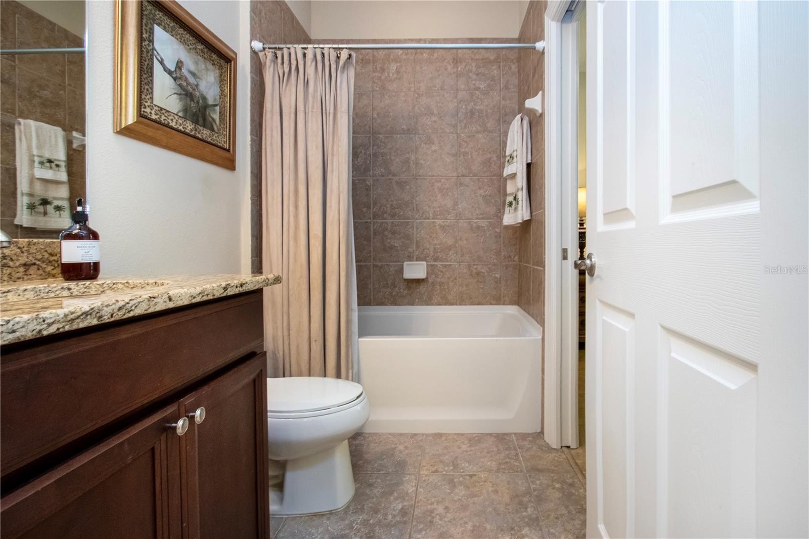 VERONA RESERVE - Residential