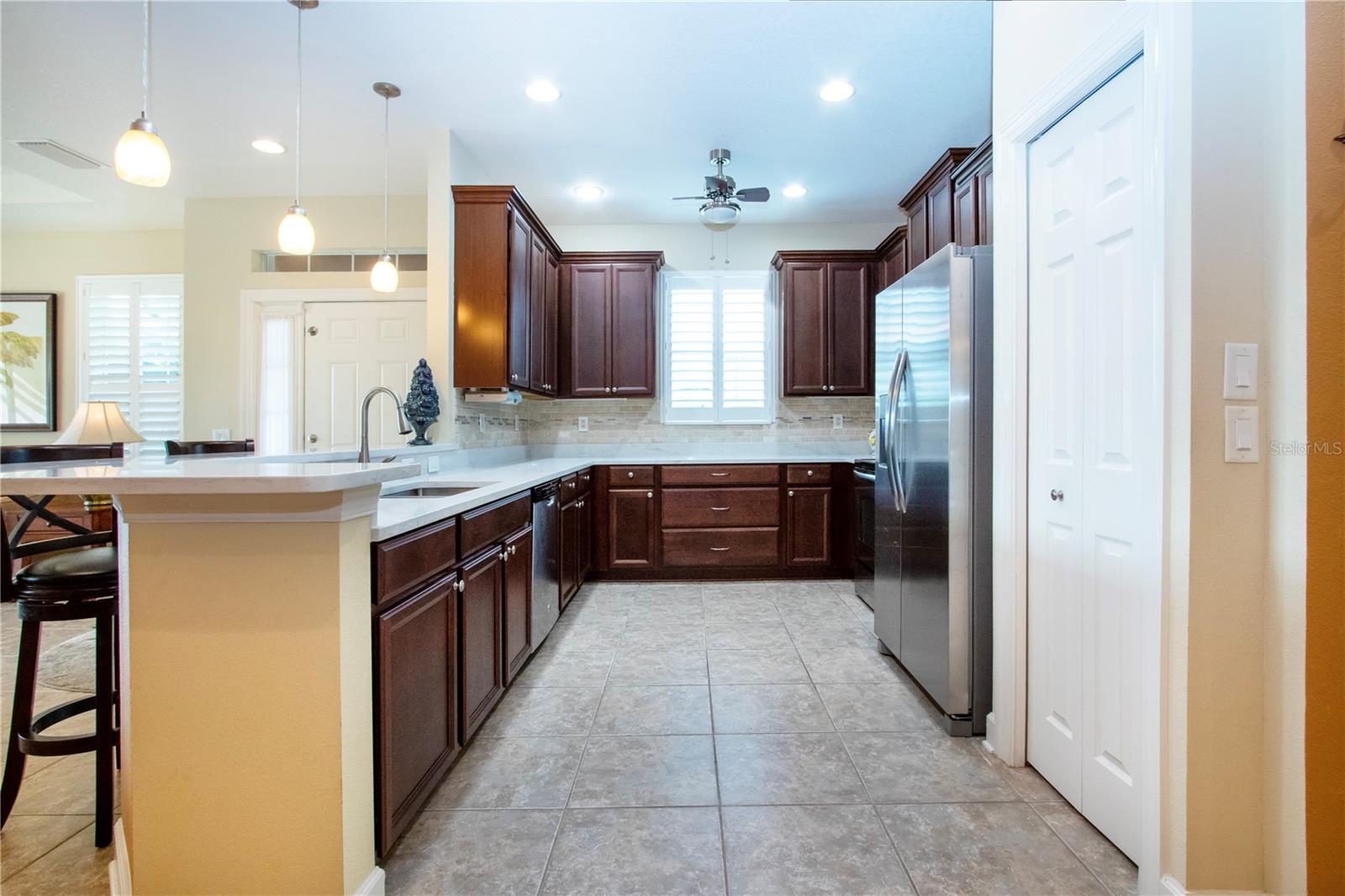 VERONA RESERVE - Residential