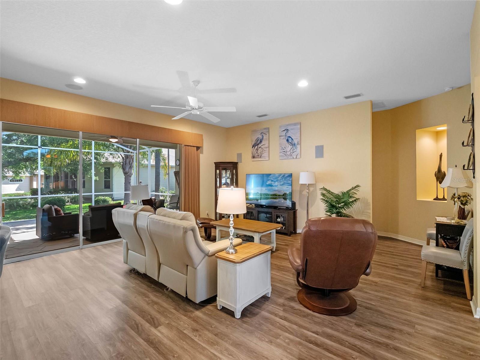 ROYAL HIGHLANDS PH 02-B LT 1317 PB 50 PG - Residential