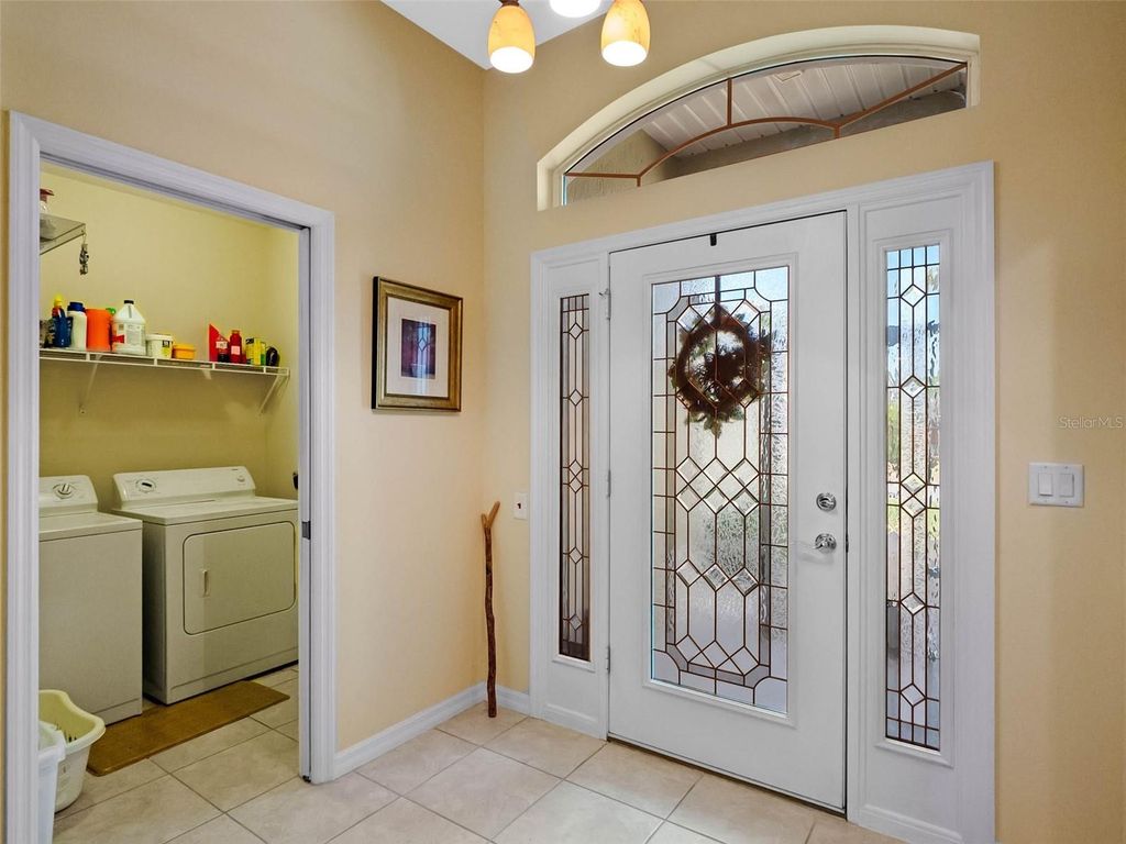 Photo of 20504 Queen Alexandra Drive, Leesburg, FL 34748 (MLS # G5103173)
