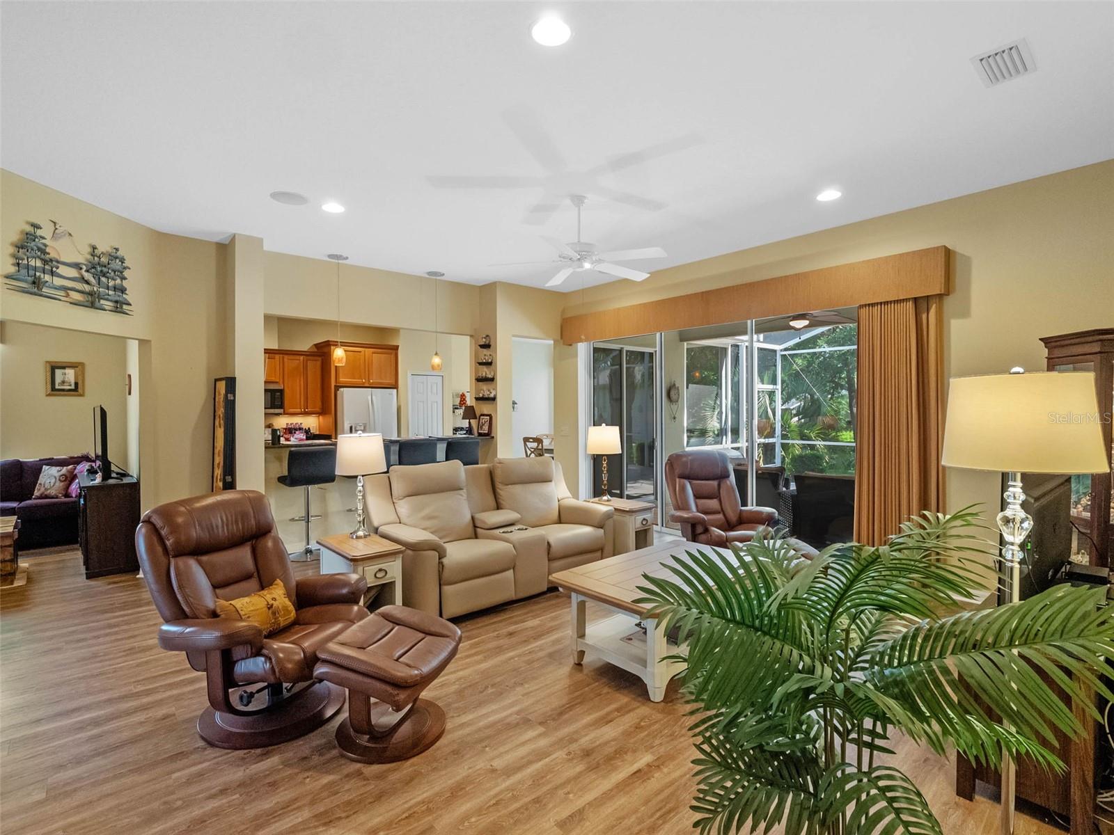 ROYAL HIGHLANDS PH 02-B LT 1317 PB 50 PG - Residential