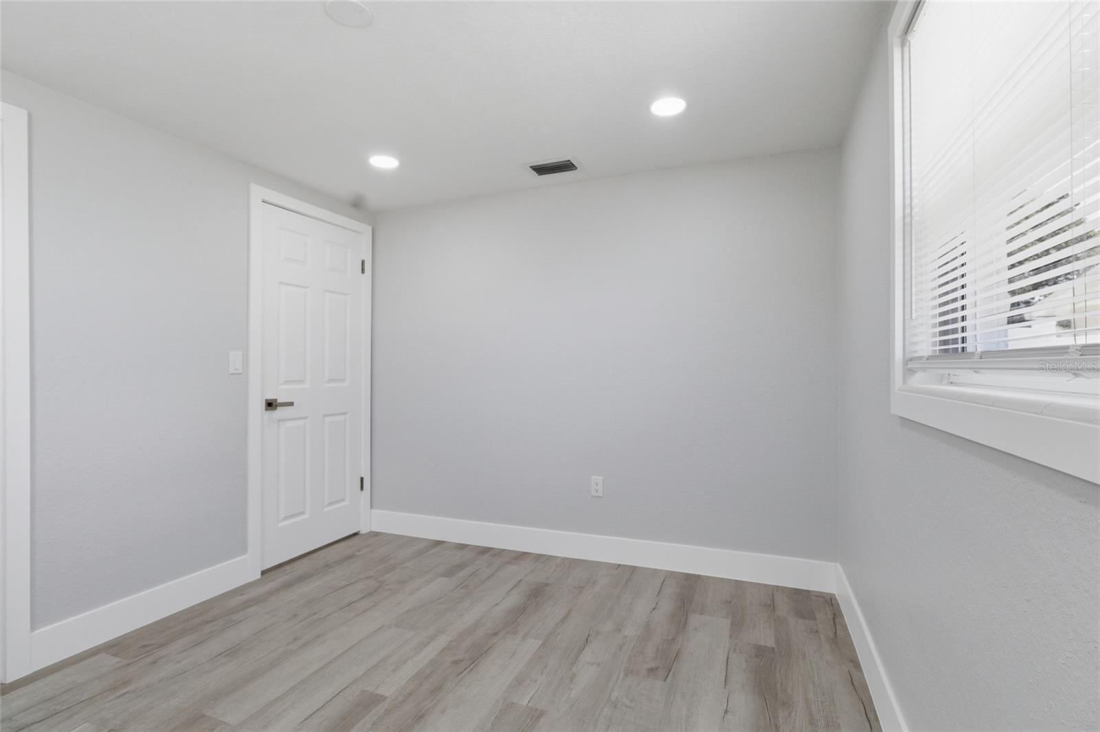 HOLIDAY GARDENS ESTATES - Residential