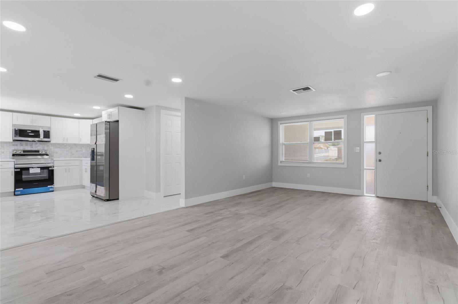 HOLIDAY GARDENS ESTATES - Residential