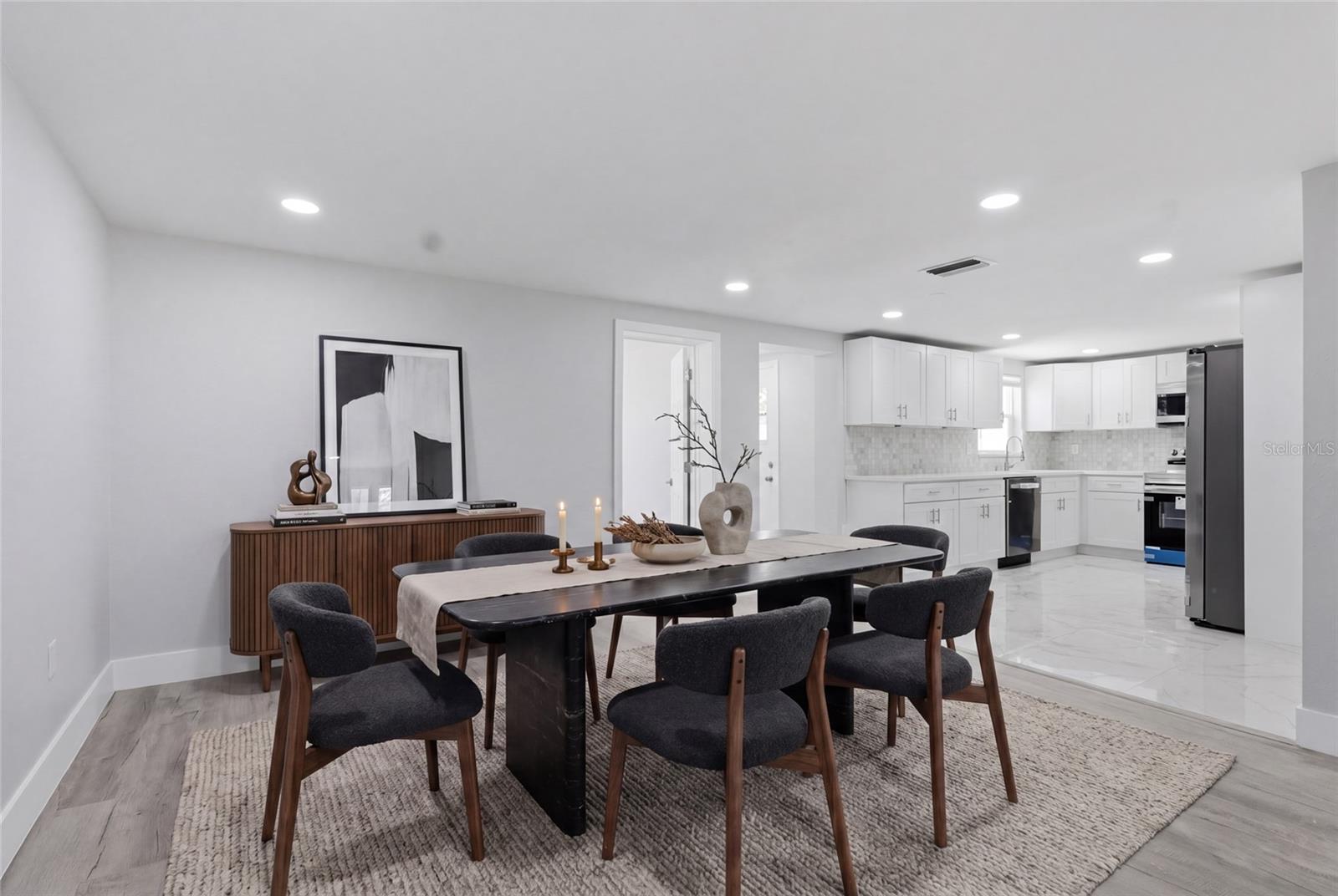 HOLIDAY GARDENS ESTATES - Residential