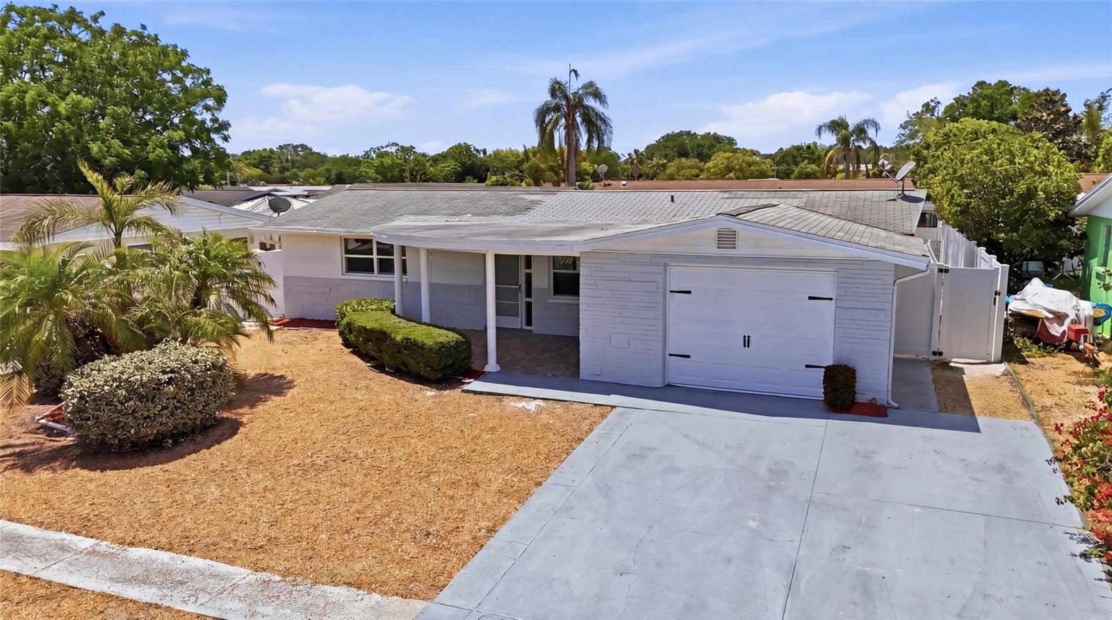 HOLIDAY GARDENS ESTATES - Residential