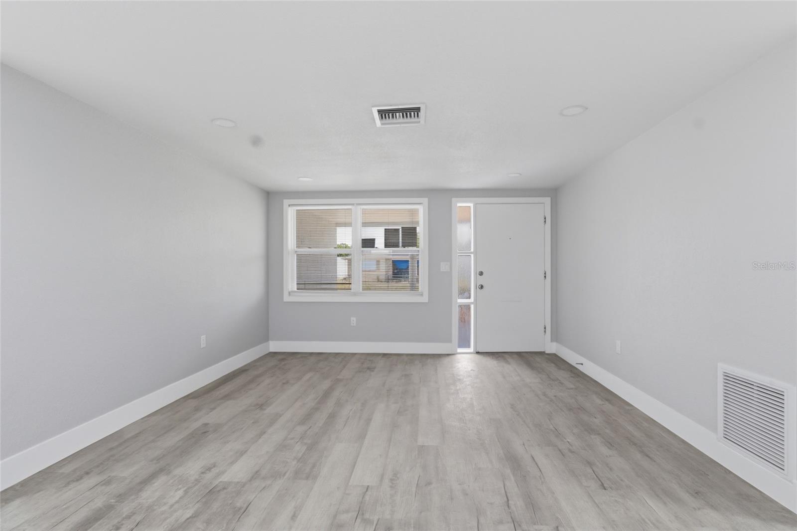 HOLIDAY GARDENS ESTATES - Residential