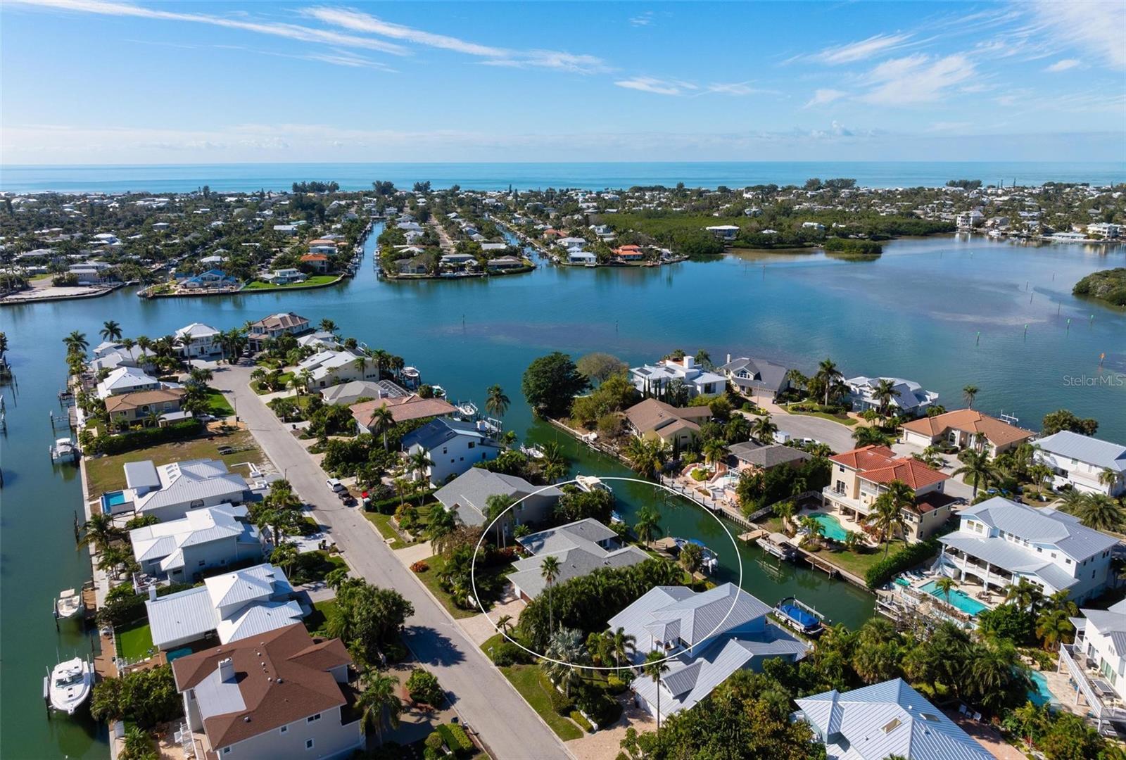 KEY ROYALE - Residential