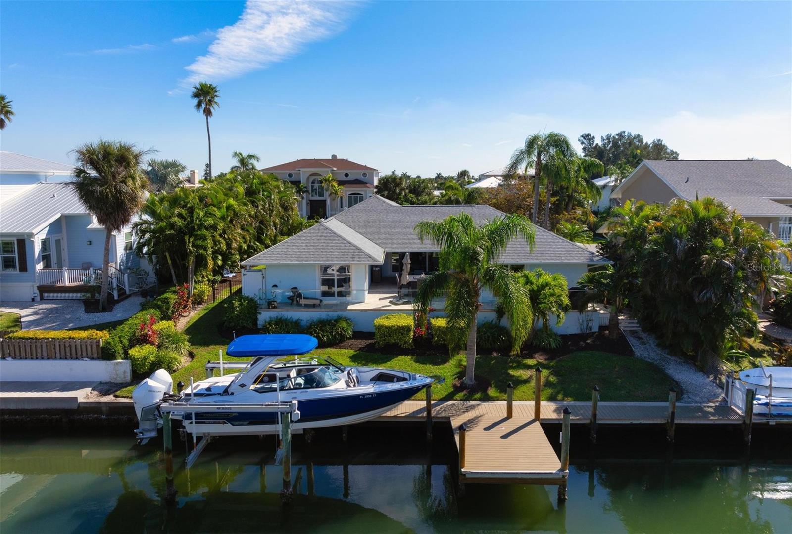 KEY ROYALE - Residential