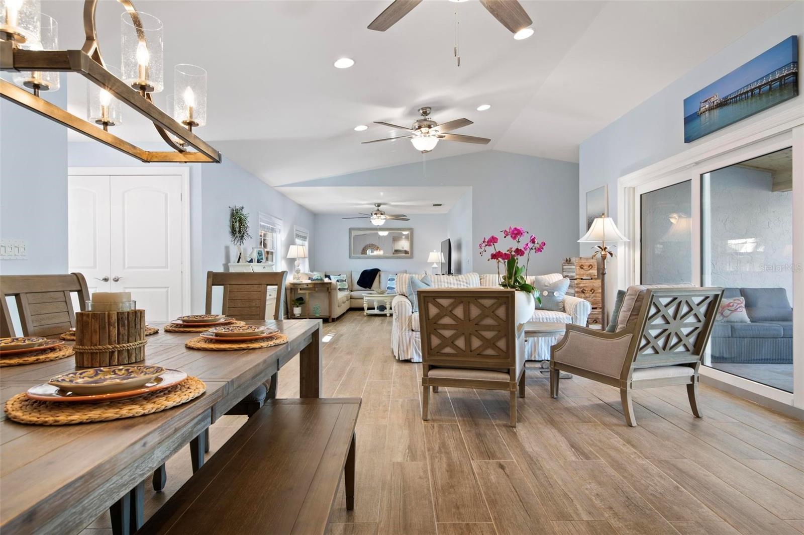 KEY ROYALE - Residential