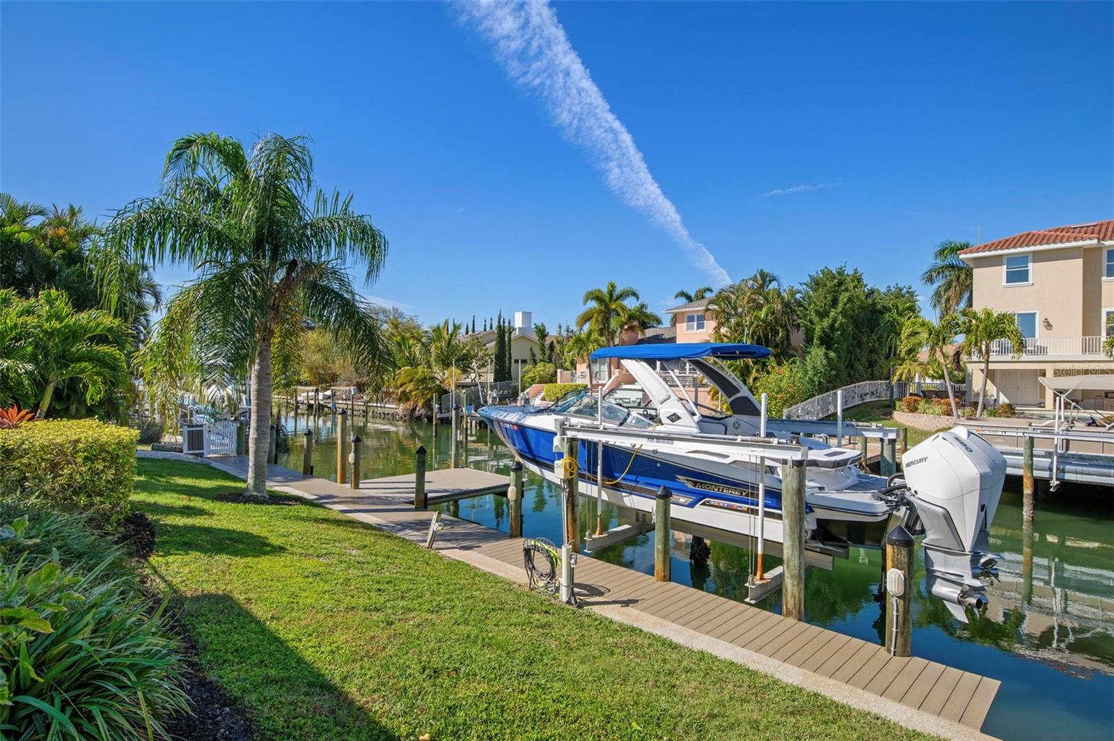 KEY ROYALE - Residential