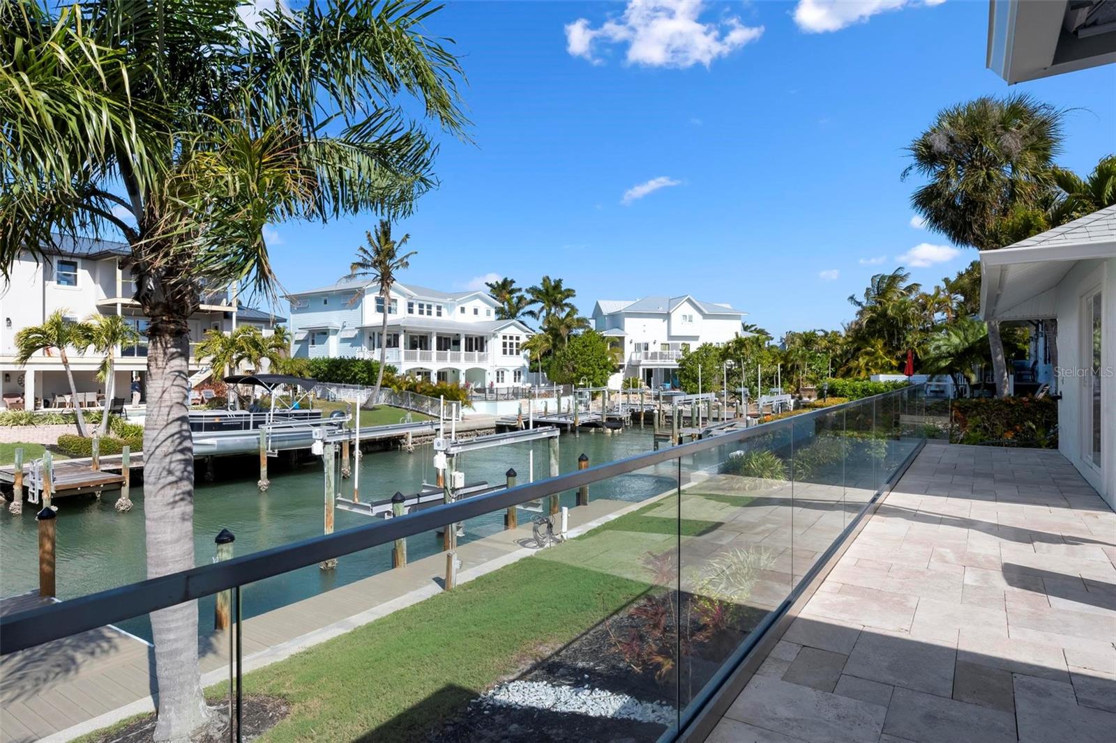 KEY ROYALE - Residential