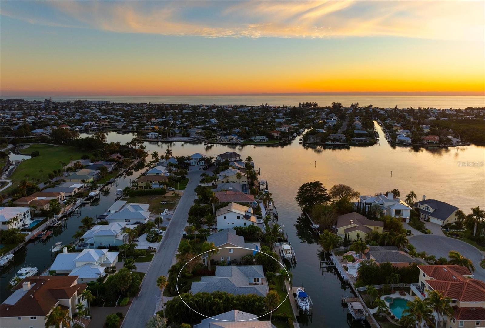 KEY ROYALE - Residential