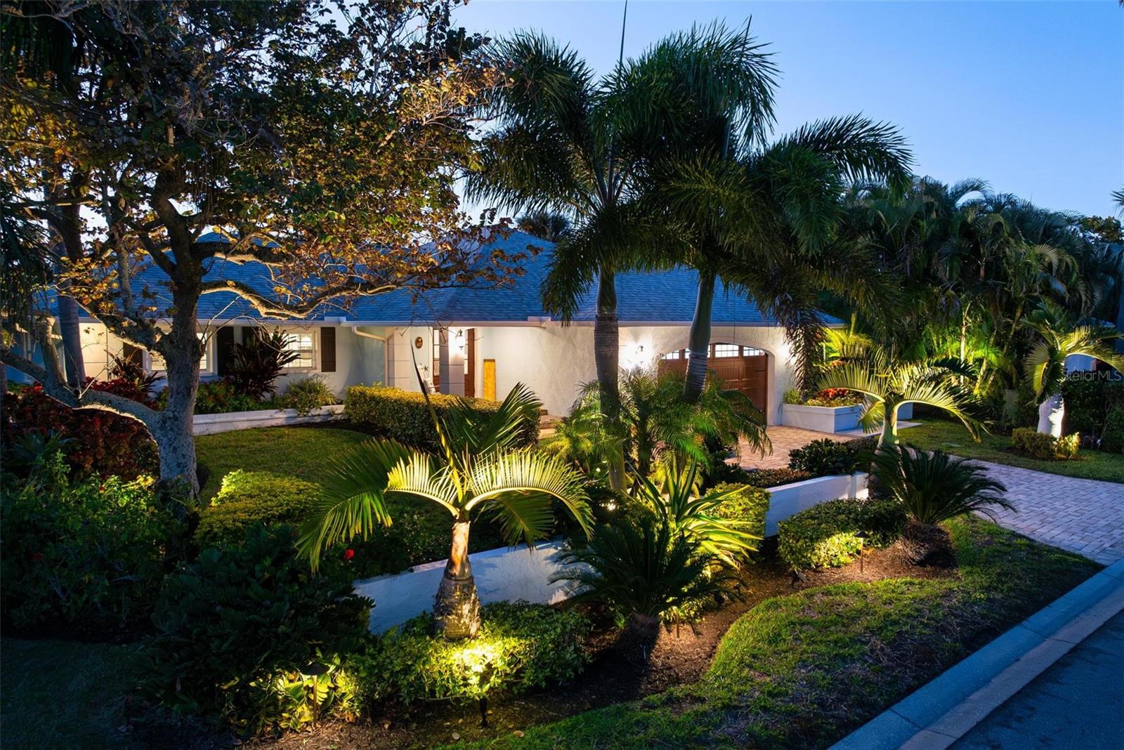 KEY ROYALE - Residential