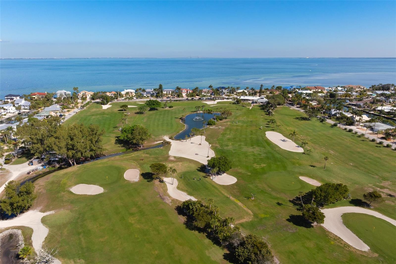 KEY ROYALE - Residential