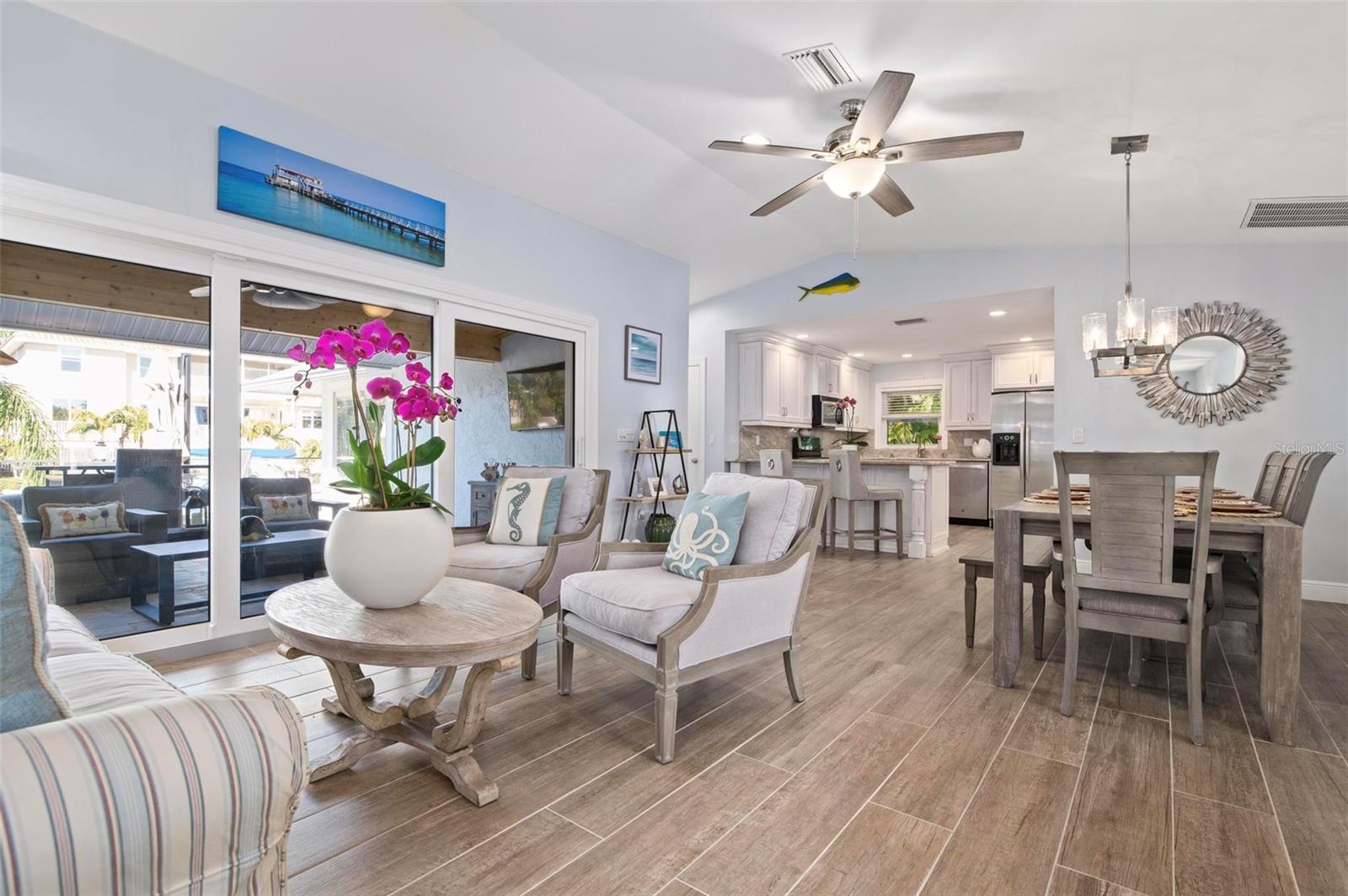 KEY ROYALE - Residential