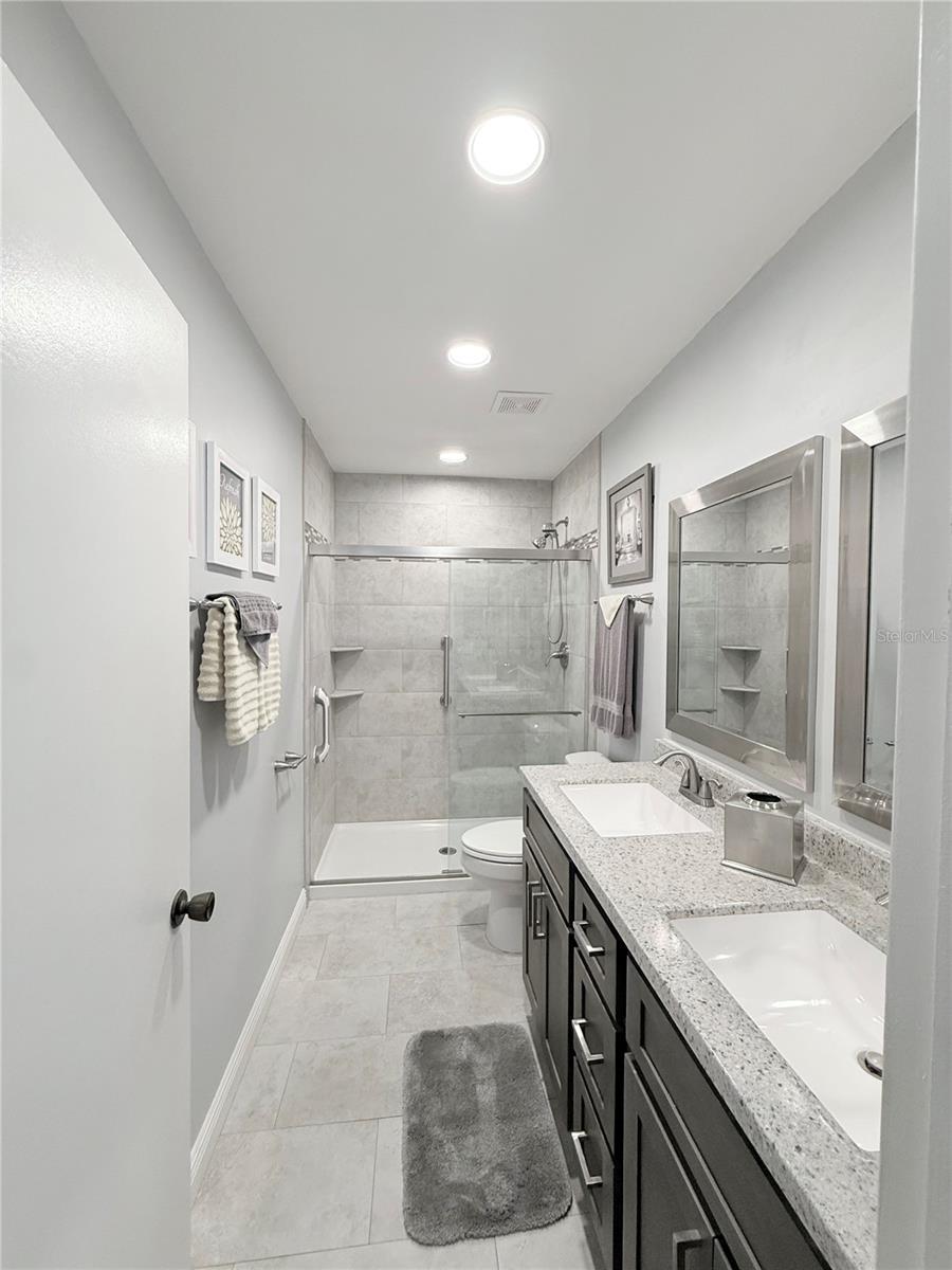 WOODLAND VILLAS CONDO 1 - Residential