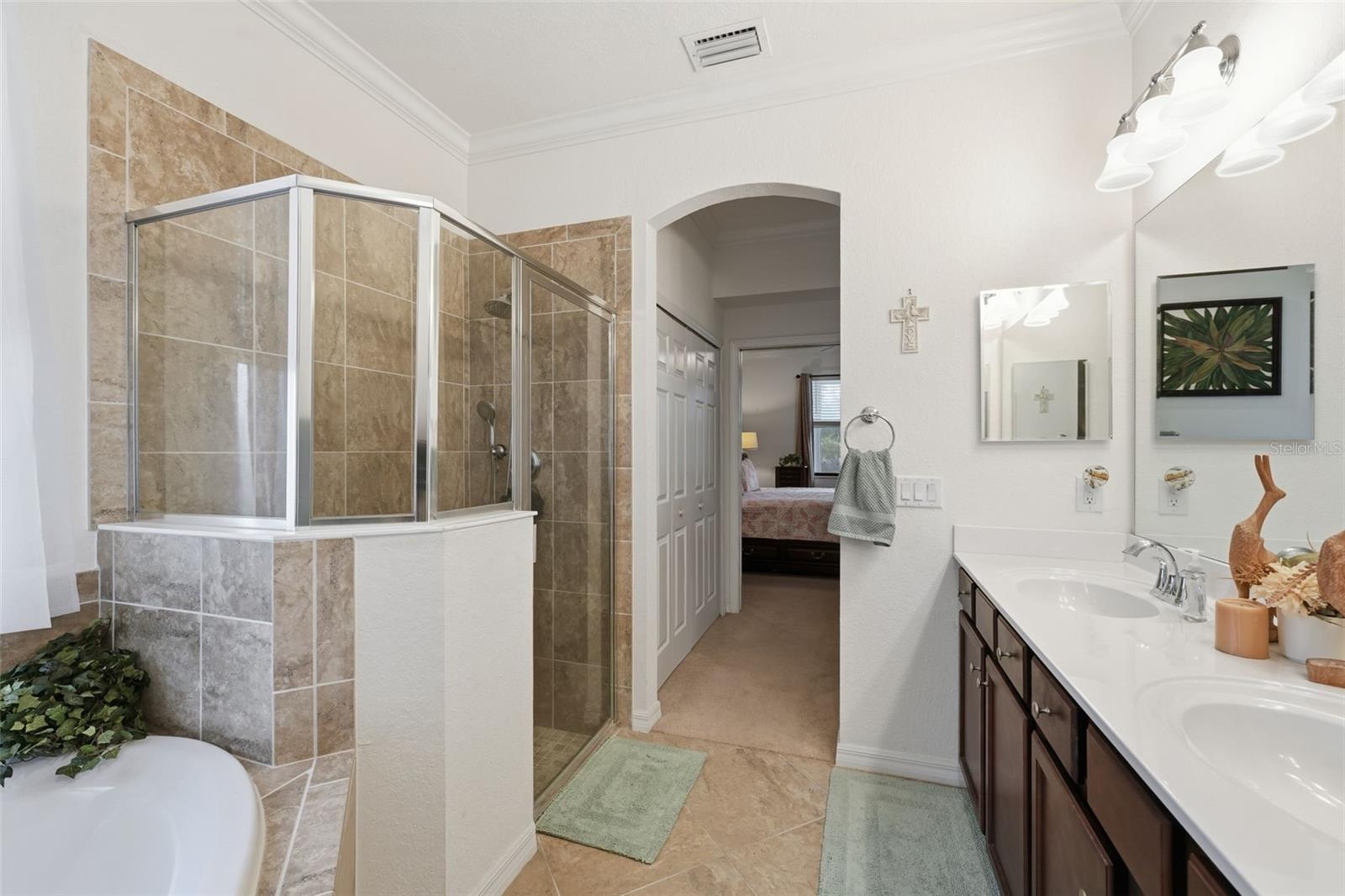 GRAN PARADISO PH 1 - Residential