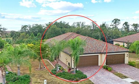 Photo of 12611 Garibaldi Lane, Venice, FL 34293 (MLS # N6141611)