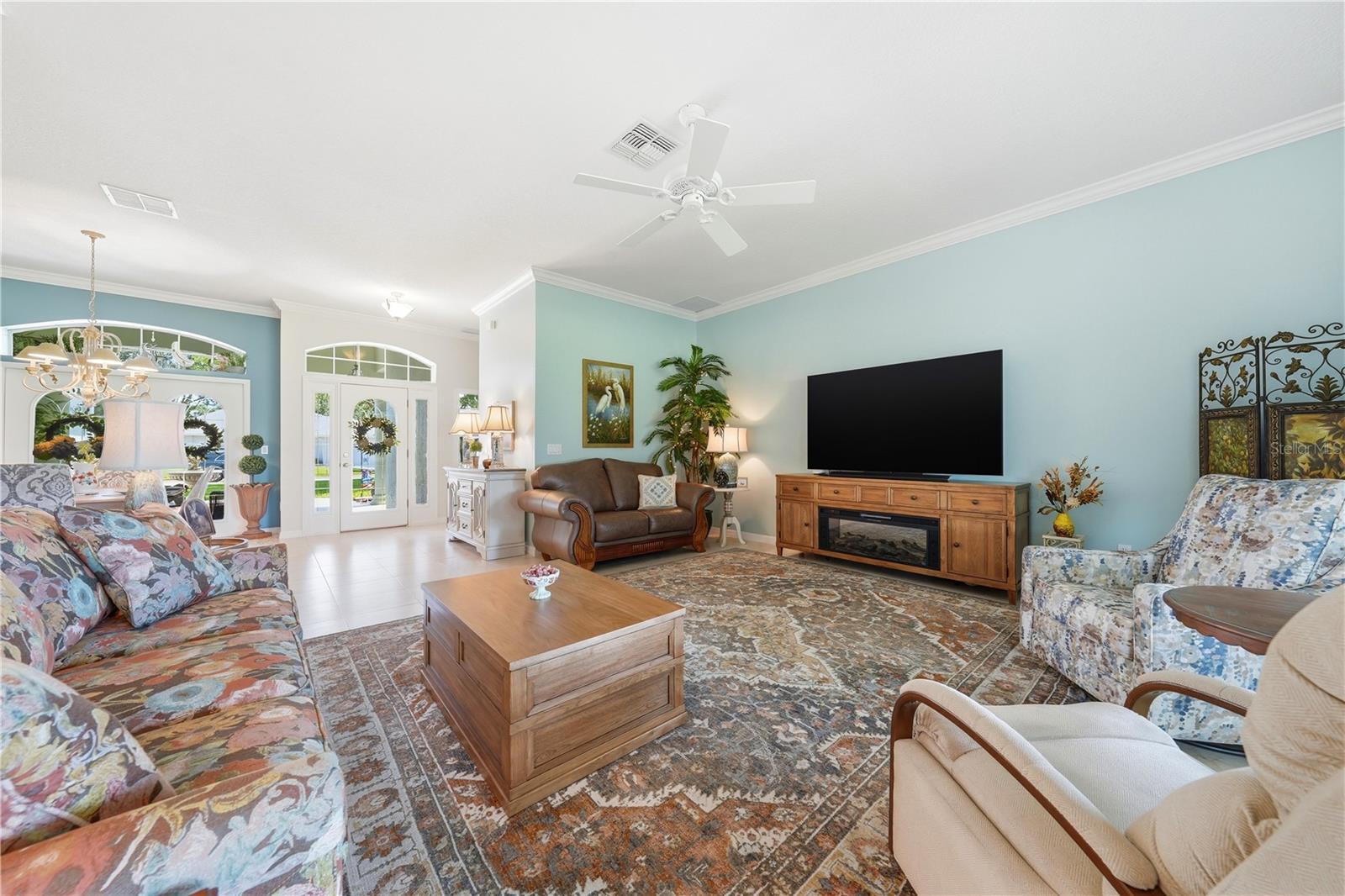 HARBOR HILLS/THE GROVE - Residential