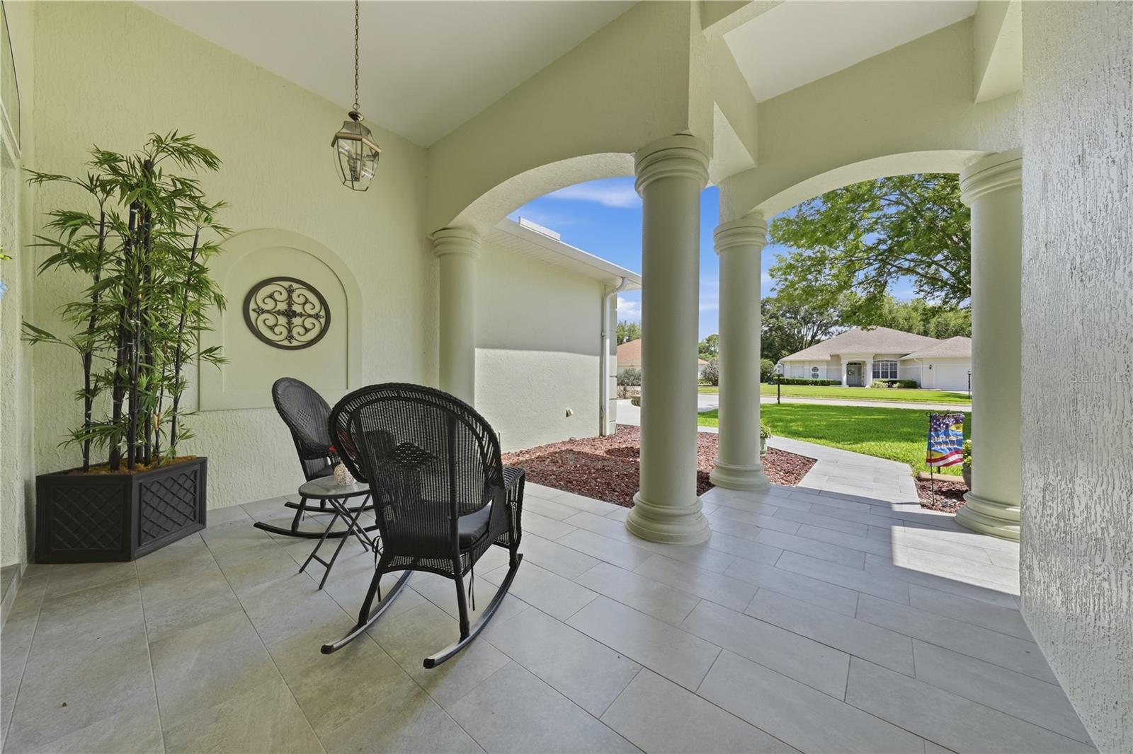 5453 GROVE MANOR