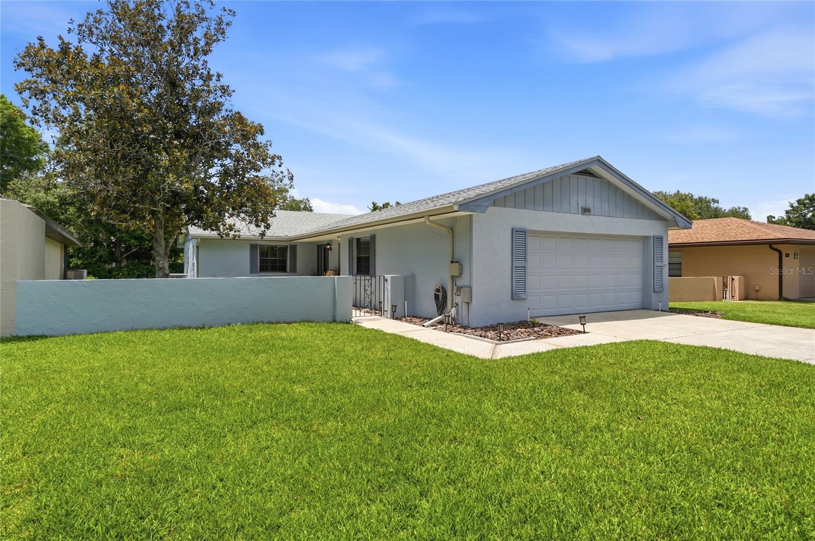 460 PINEHURST COURT