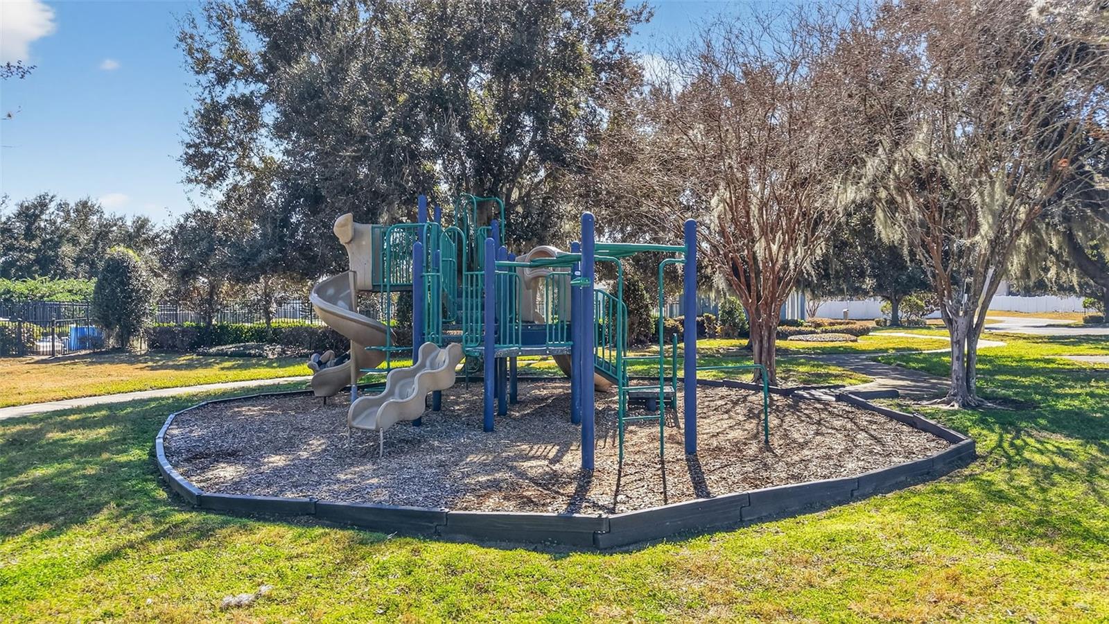 EUSTIS GRAND ISLAND RESERVE - Residential