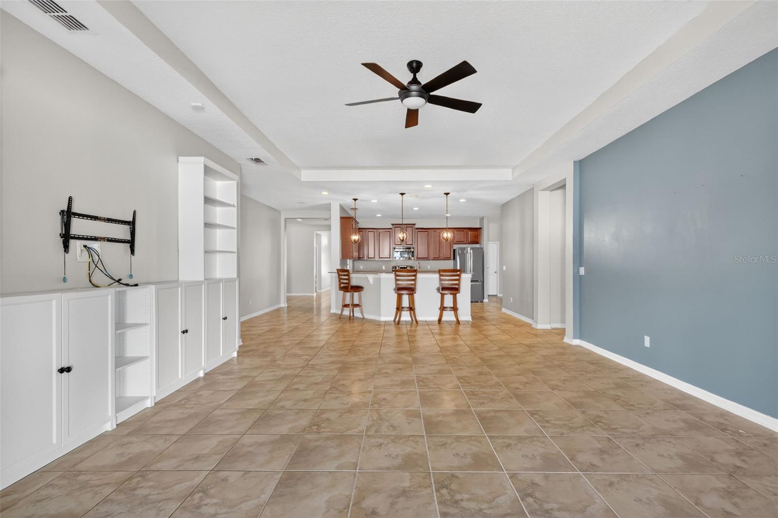 2451 PLUMADORE DRIVE